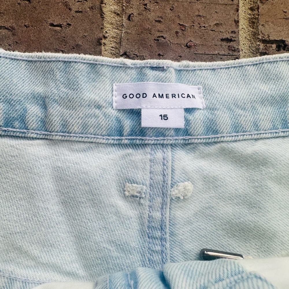 Good American Women's Light Blue Solid Cotton Mid Rise Cut Off Shorts Size 15 - Picture 3 of 4